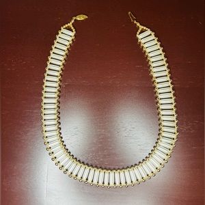 Vintage 1960’s faux pearl beaded collar necklace / pearl choker collar